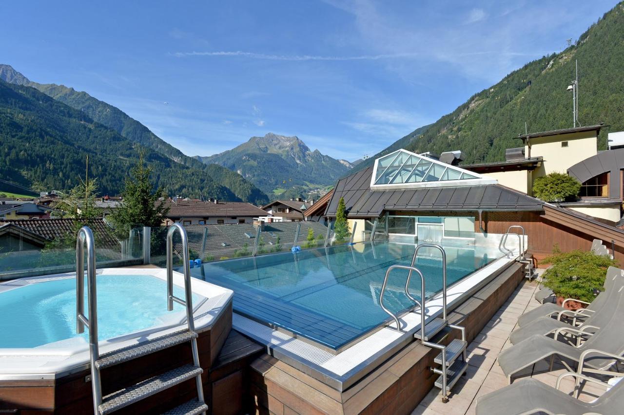 Manni Home - Rooms & Apartments Mayrhofen Extérieur photo